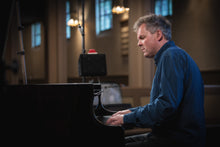 Lade das Bild in den Galerie-Viewer, LIVING - Jan Gunnar Hoff