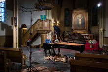 Lade das Bild in den Galerie-Viewer, LIVING - Jan Gunnar Hoff