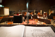 Lade das Bild in den Galerie-Viewer, Symphonies of Wind Instruments - Royal Norwegian Navy Band, Ingar Bergby
